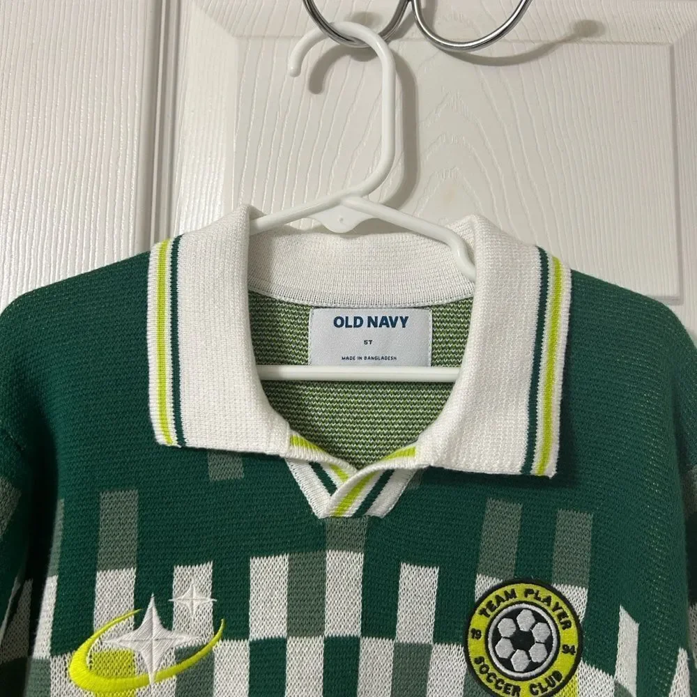 Old Navy Boys Long-sleeve Green/White Soccer Sweater(Size 5T)